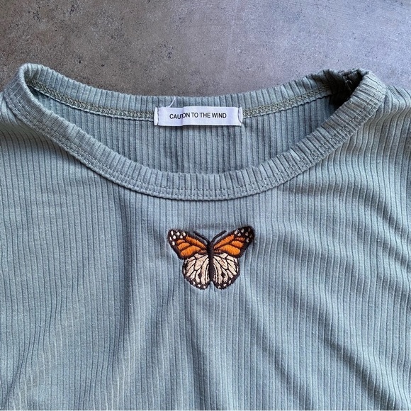 3 for $40 ✨ Embroidered Butterfly Long Sleeve Lettuce Hem Baby Tee - Picture 2 of 7